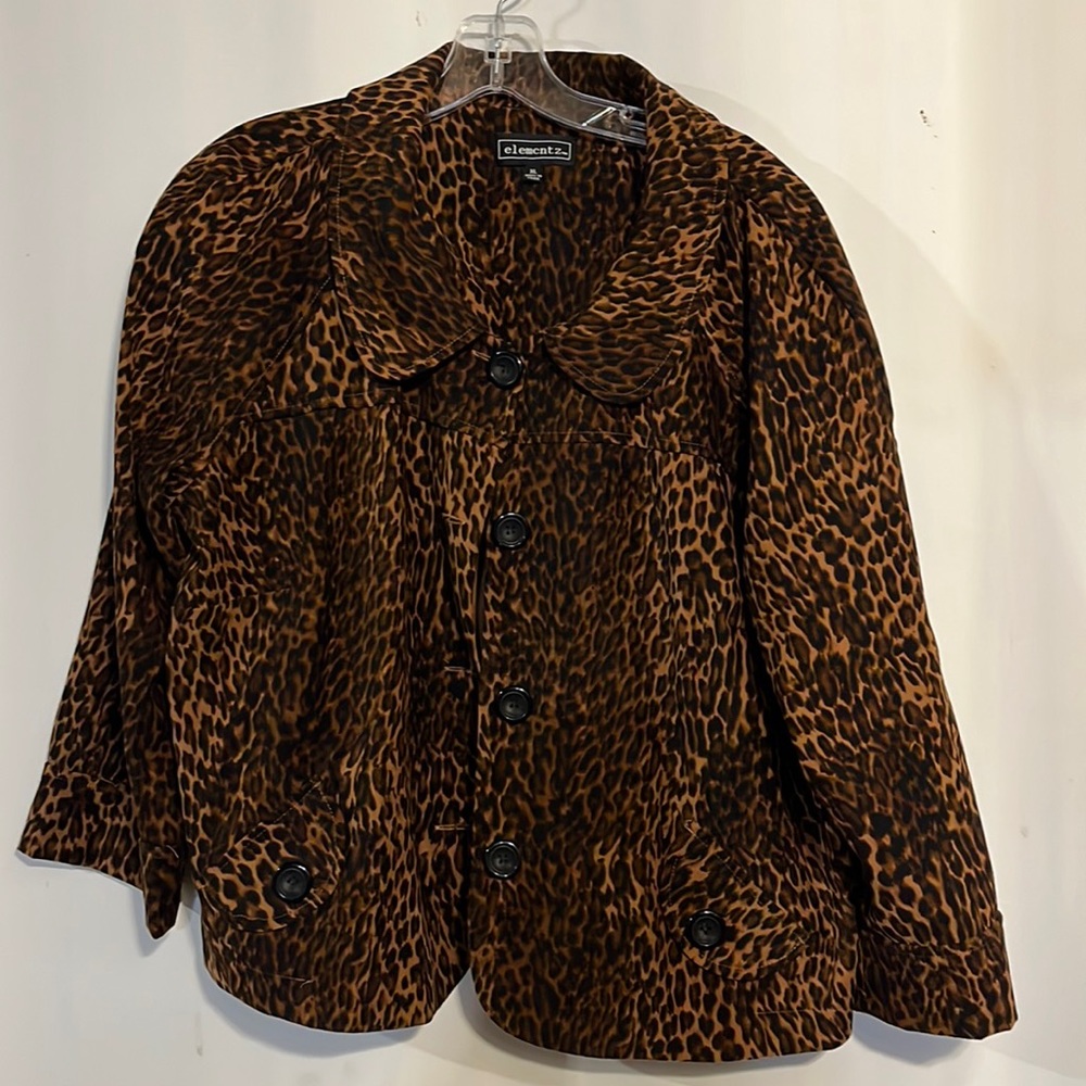 Elementz XL animal print jacket.